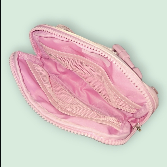 Lululemon (NWT) Everywhere 1L Belt Bag -Blush Pink - Picture 5 of 8